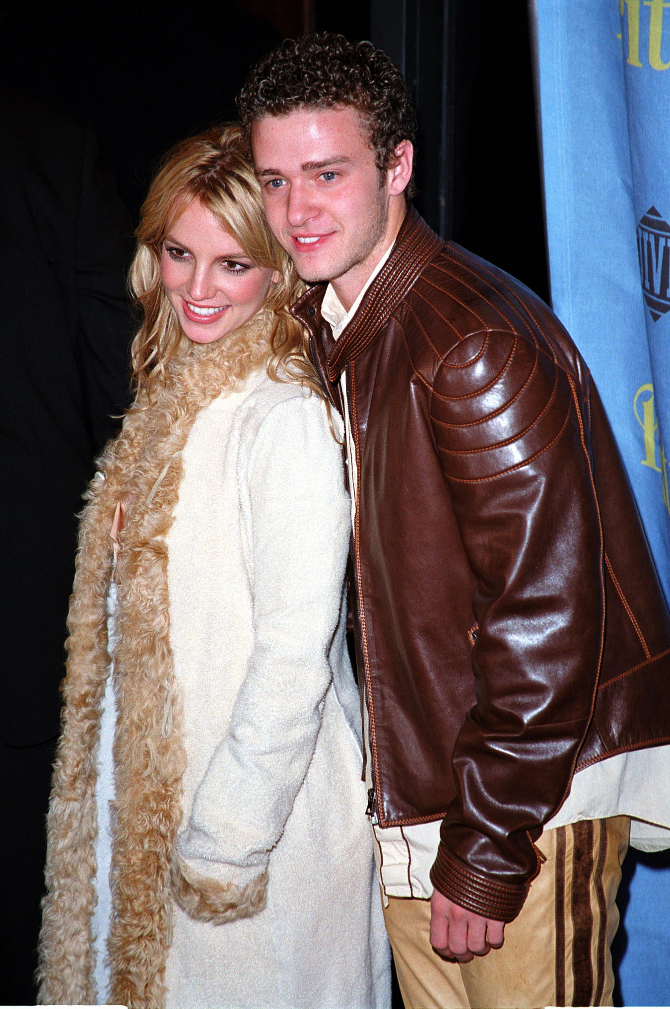 Britney Spears y Justin Timberlake en la fiesta de presentación de su álbum en Nueva York el 6 de noviembre de 2001 | Foto: Getty Images