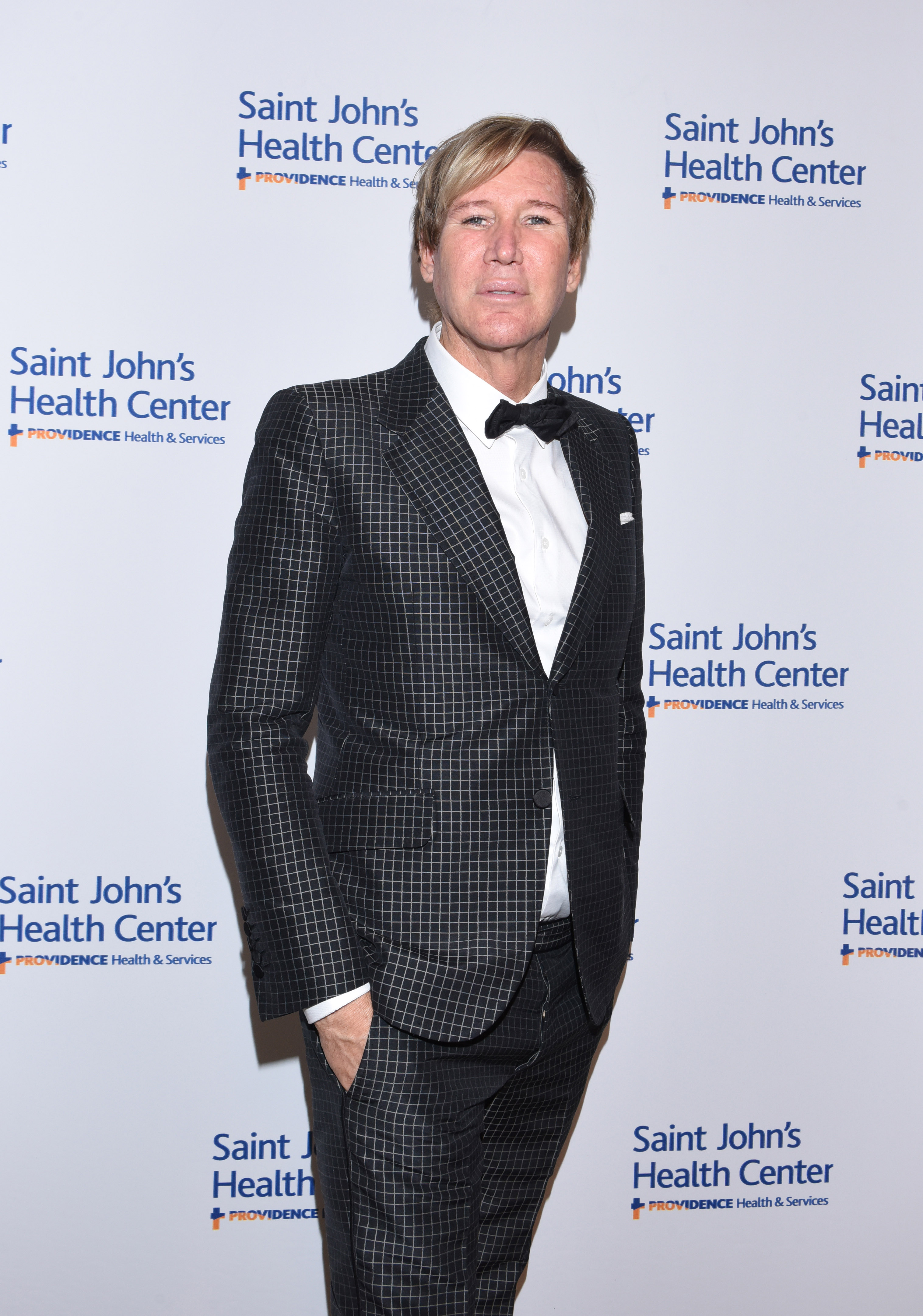 El Dr. Lawrence Piro en la Gala Cáritas 2016 del Centro de Salud St. John en Beverly Hills, California, el 22 de octubre de 2016 | Fuente: Getty Images