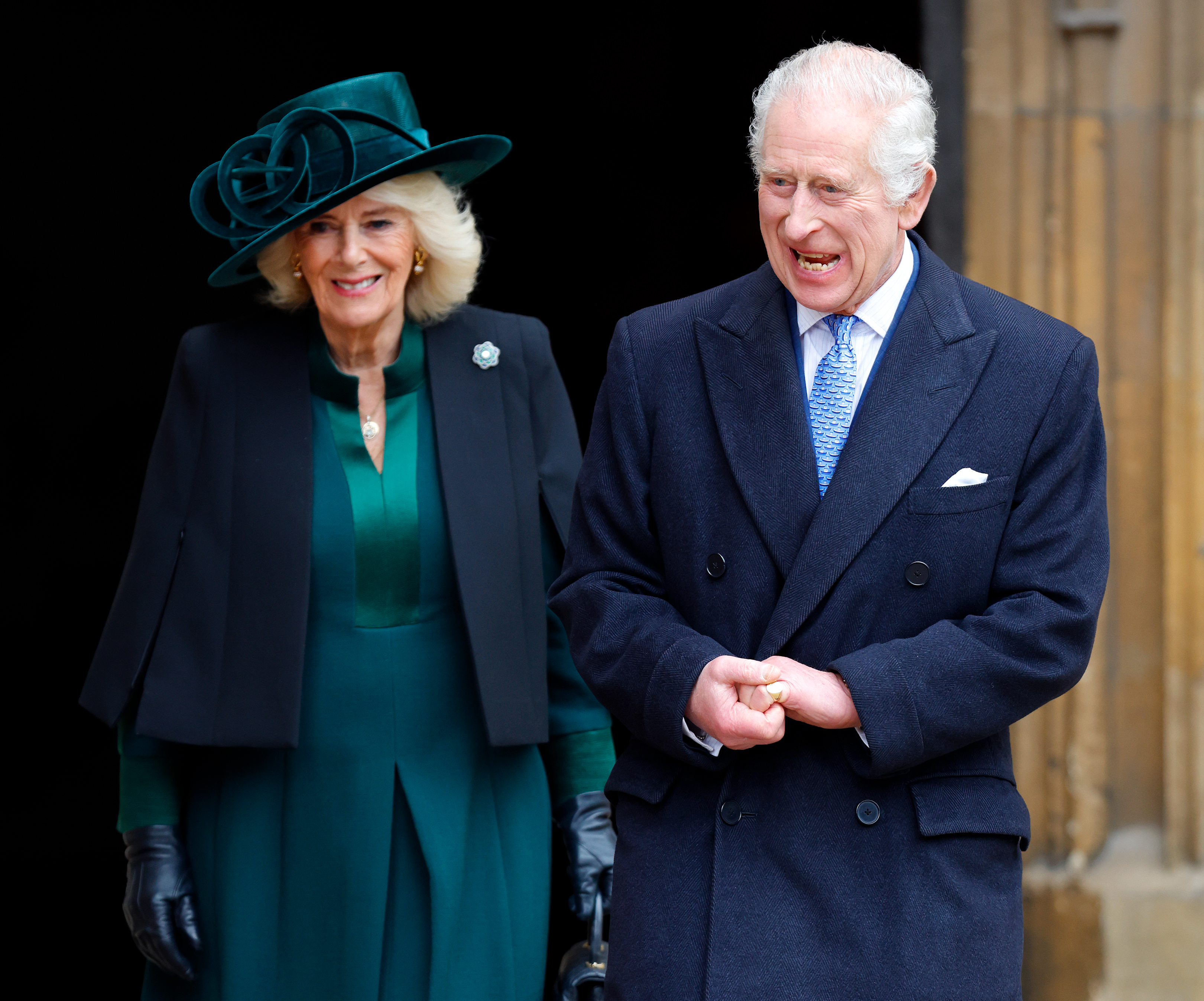 La reina Camilla y el rey Charles III en el Servicio de Maitines de Pascua de 2024 en Windsor, Inglaterra, el 31 de marzo de 2024 | Foto: Getty Images