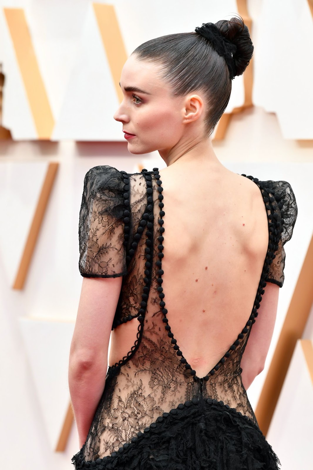 Rooney Mara asistió a la 92ª edición de los Premios Anuales de la Academia el 9 de febrero de 2020, en Hollywood, California, uniéndose a sus compañeros nominados y a colegas de la industria en una velada en la que se celebraron los logros cinematográficos | Fuente: Getty Images