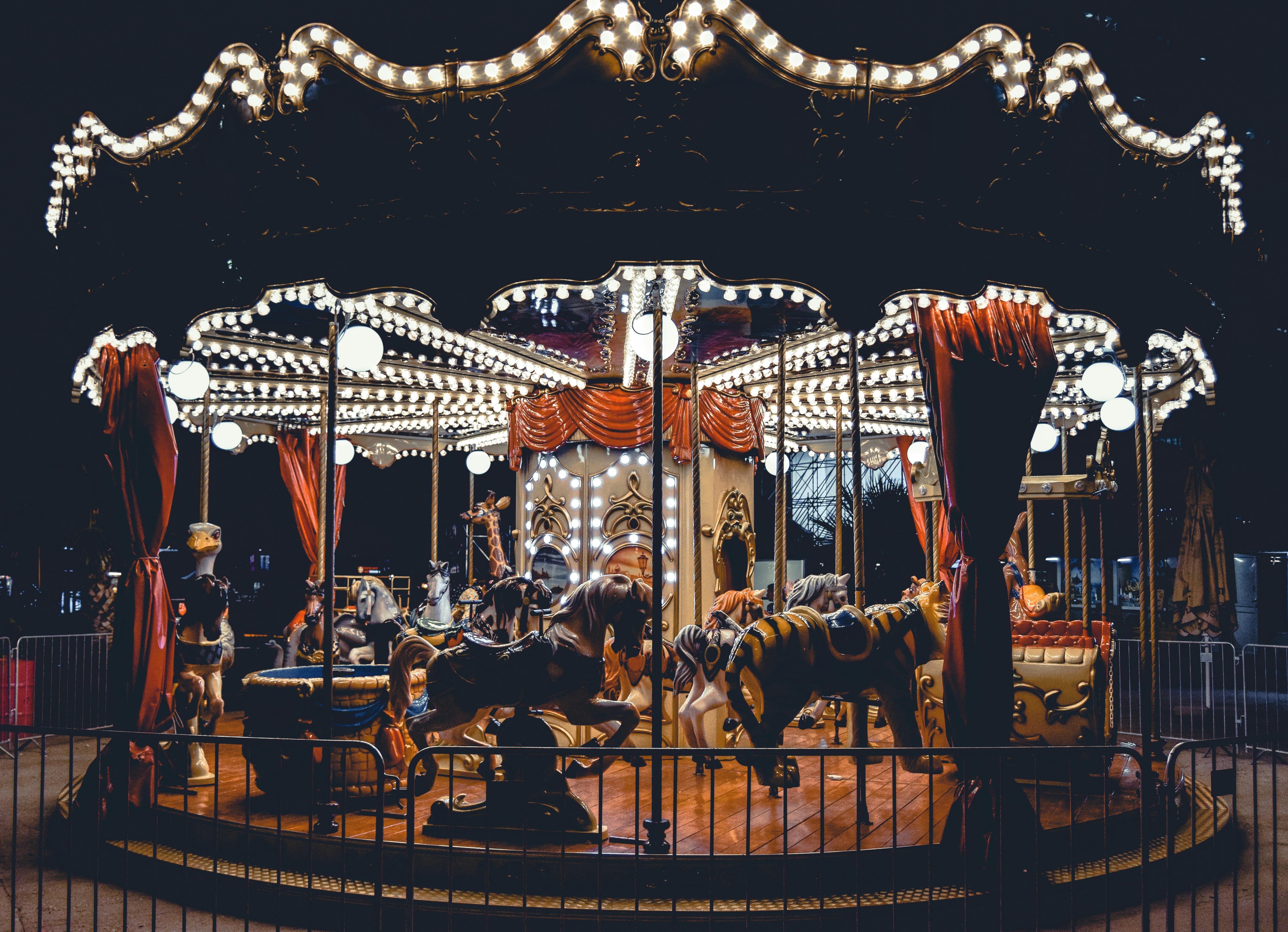Una atracción en un parque de atracciones. | Foto: Pexels