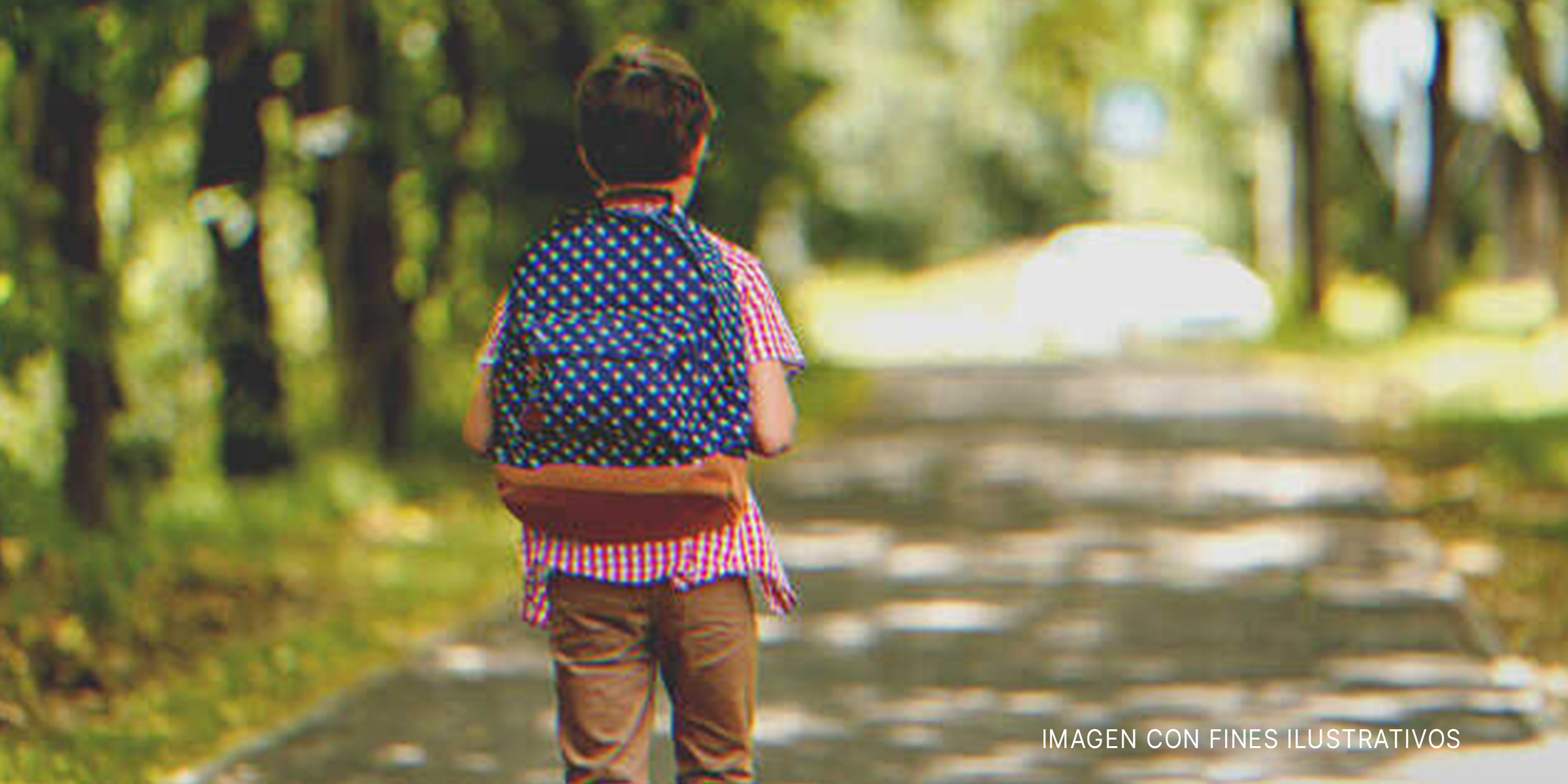 Niño en un camino rural. | Foto: Shutterstock
