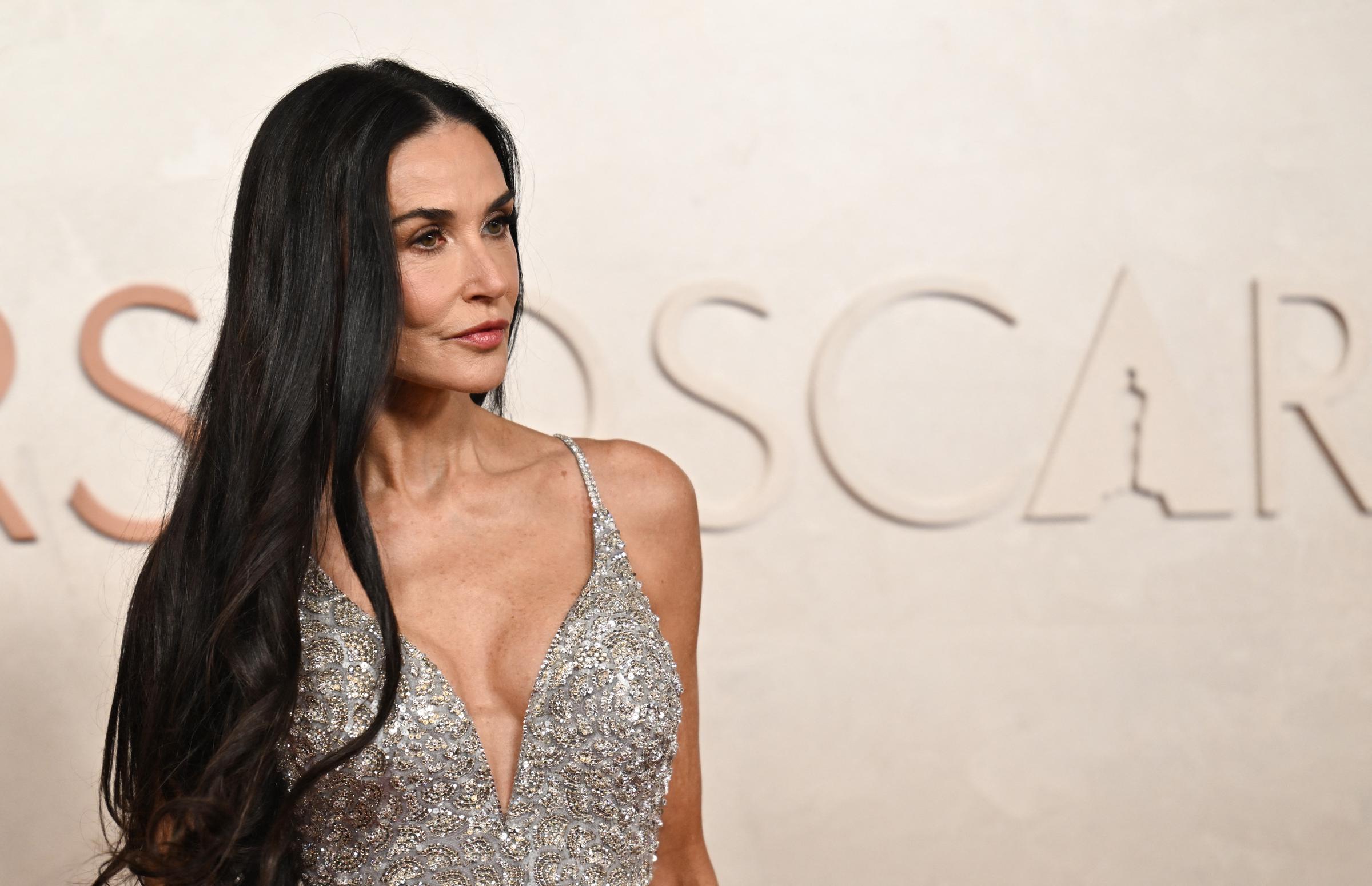 Demi Moore asiste a la 97 edición de los Premios de la Academia en el Dolby Theatre de Hollywood, California, el 2 de marzo de 2025 | Fuente: Getty Images