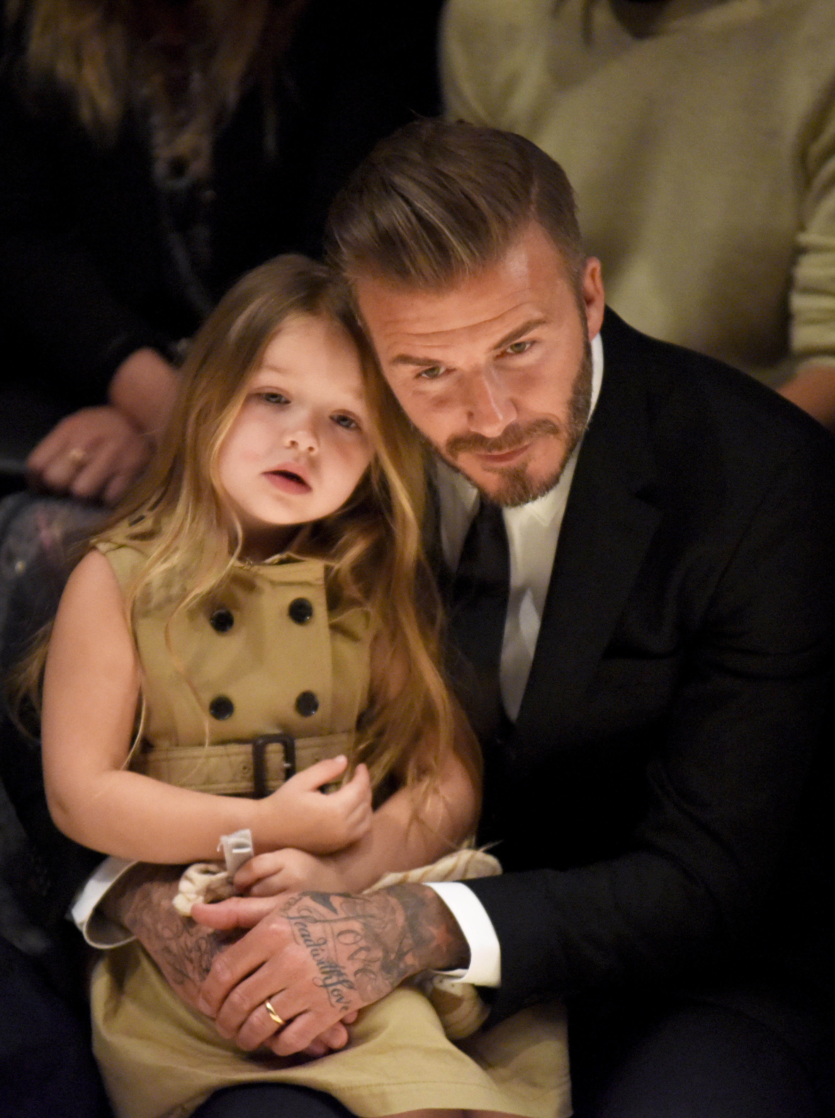 David Beckham con su hija Harper en el evento de Burberry "London in Los Angeles" el 16 de abril de 2015, en Los Ángeles, California. | Fuente: Getty Images