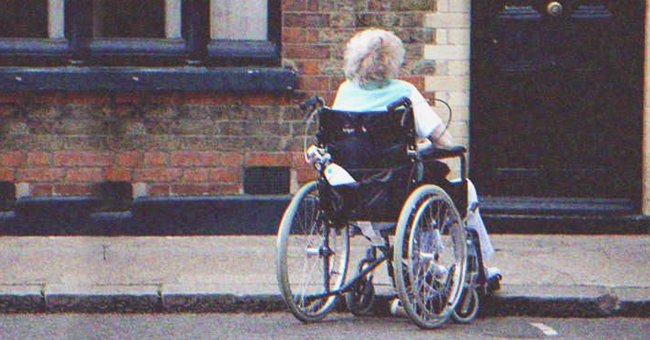 Persona en silla de ruedas | Fuente: Shutterstock