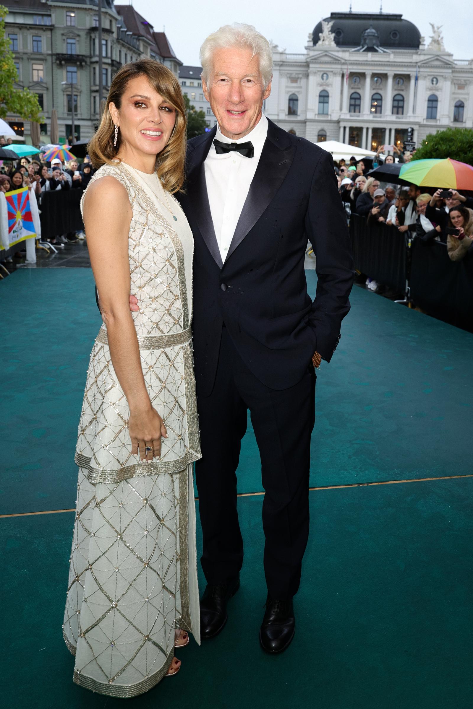 Alejandra Silva y Richard Gere en Zúrich, Suiza | Fuente: Getty Images