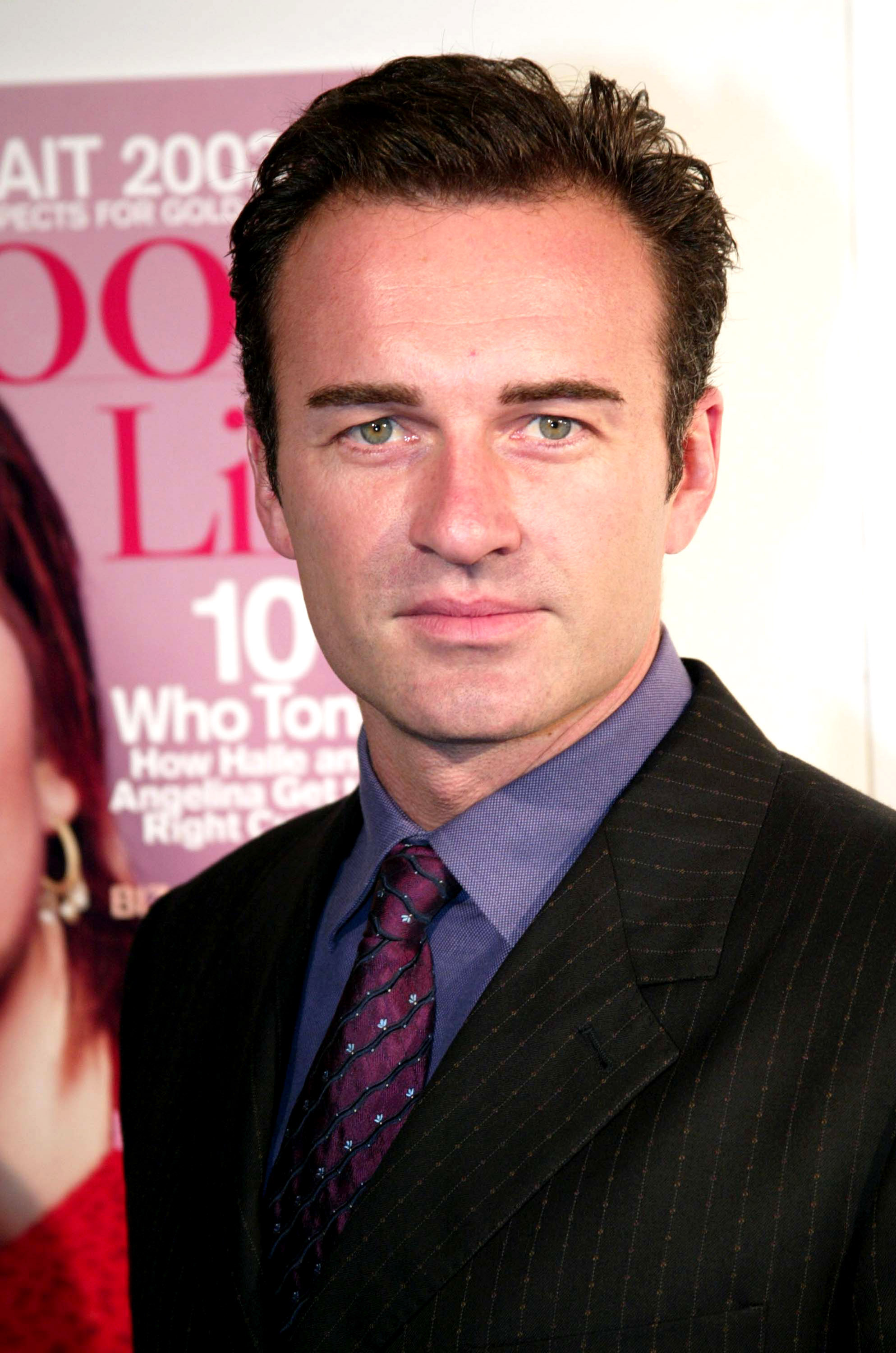 Julian McMahon durante la 3.ª edición de los premios "Revelación del Año" de Hollywood Life, de Movieline, el 17 de noviembre de 2003 en Los Ángeles, California | Fuente: Getty Images