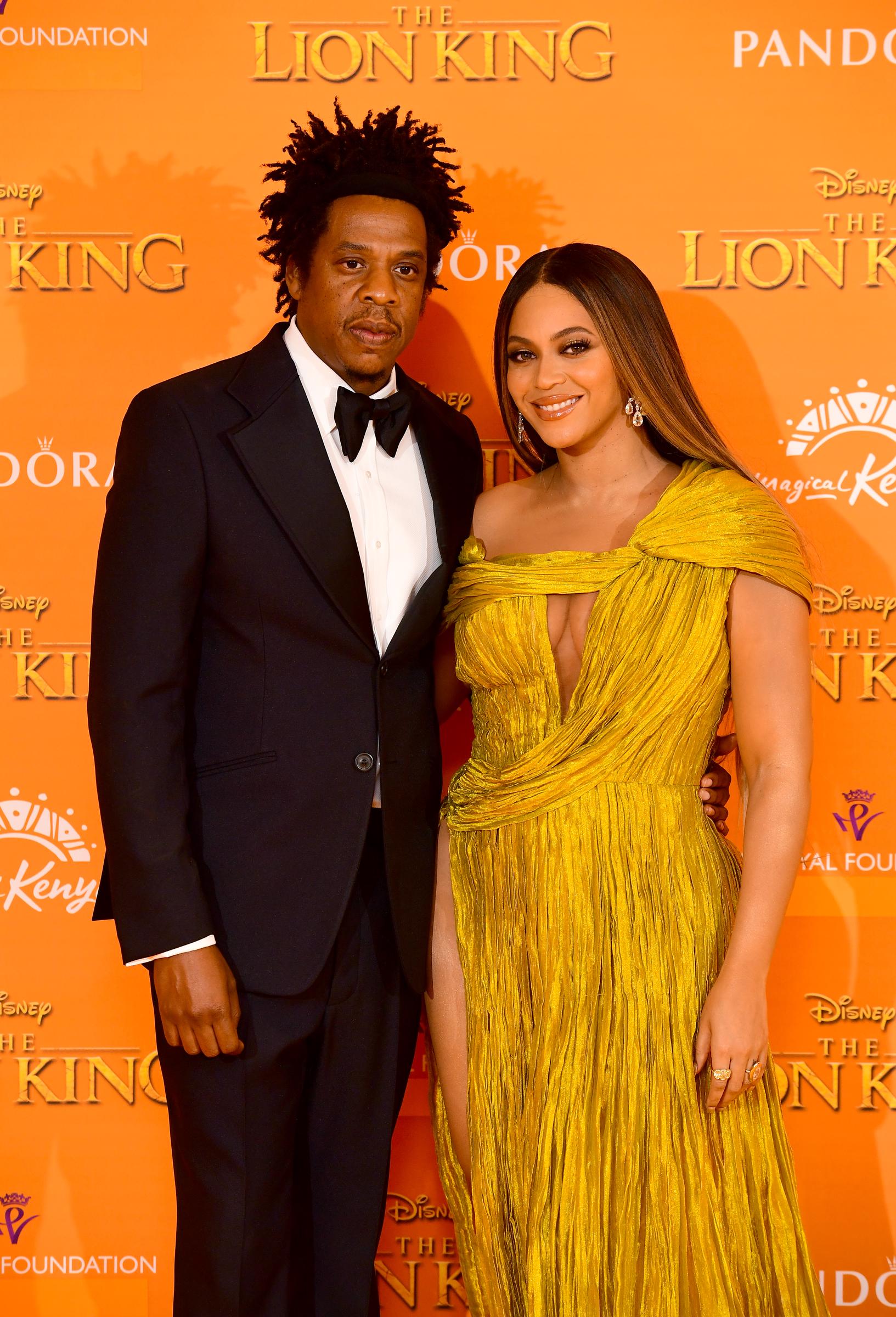 Jay-Z y Beyoncé en el estreno de "The Lion King" el 14 de julio de 2019, en Leicester Square, Londres, Inglaterra. | Fuente: Getty Images