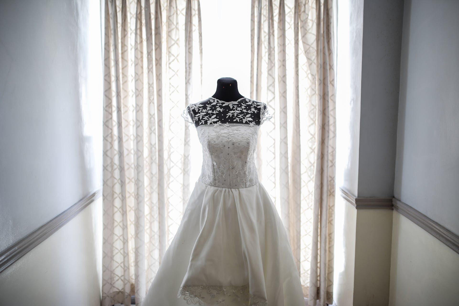 Un vestido de novia blanco | Fuente: Pexels