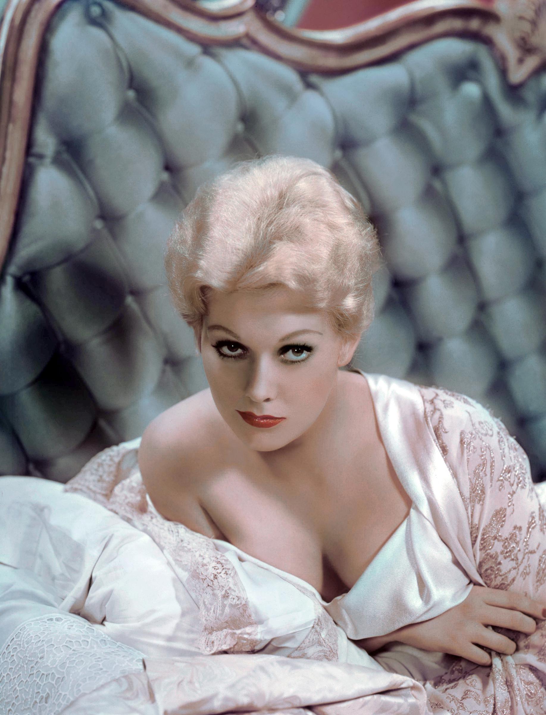 Una imagen sin fecha de Kim Novak | Fuente: Getty Images