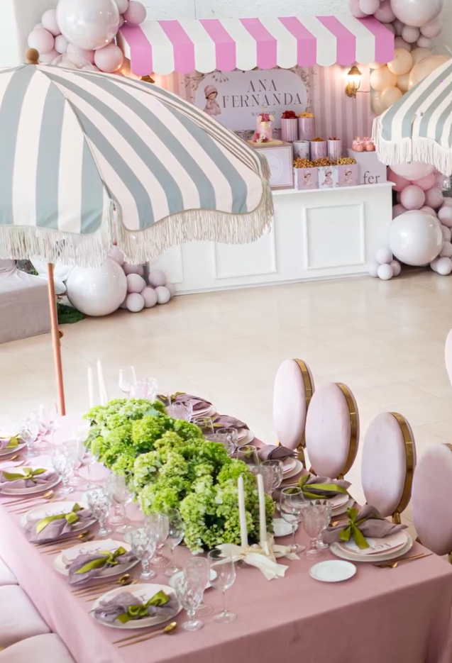 El espacio decorado donde Dulce María celebró el bautismo de su segunda hija | Fuente: Instagram/dulcemaria