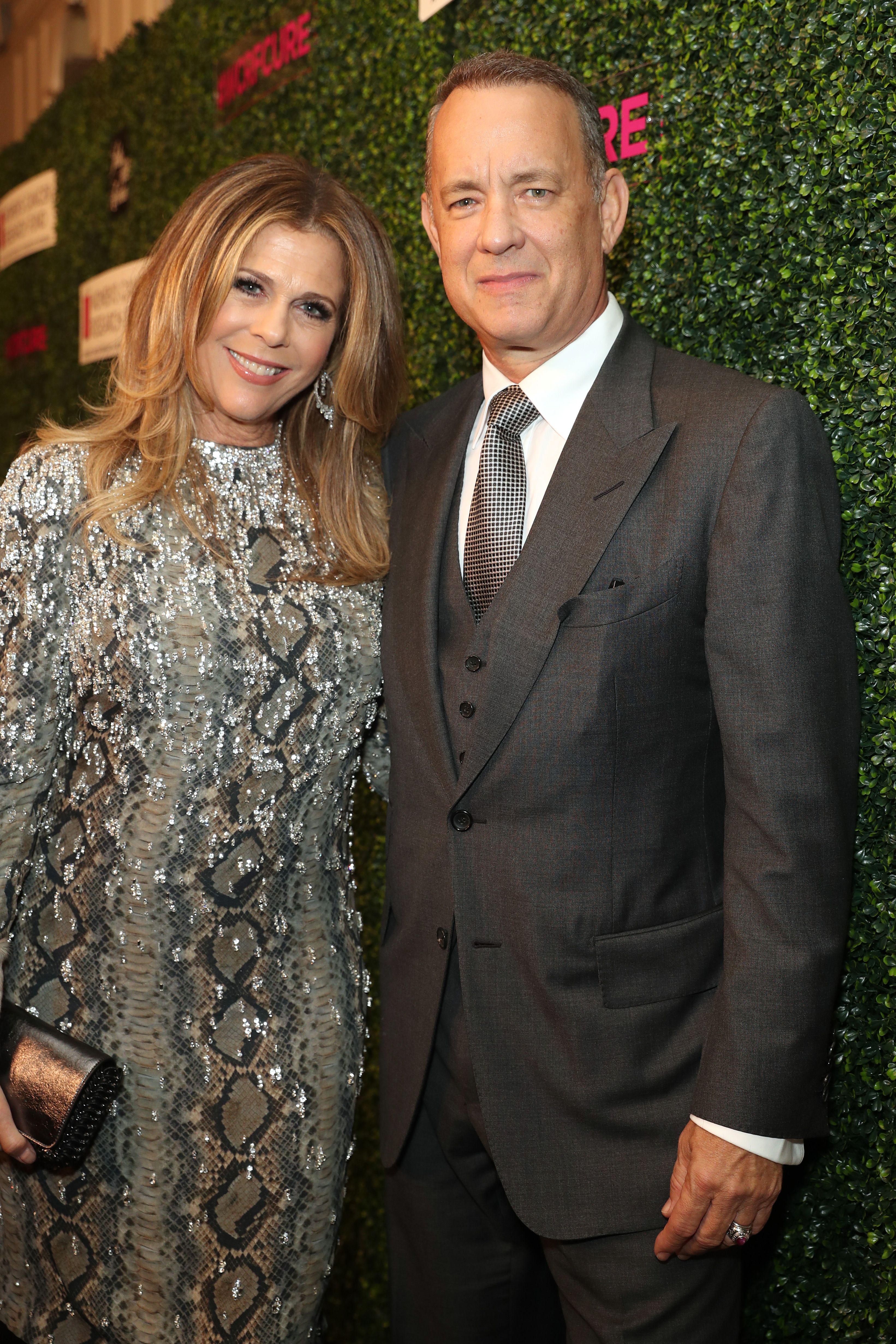 Rita Wilson y Tom Hanks en la gala An Unforgettable Evening de The Women's Cancer Research el 16 de febrero de 2017, en Los Ángeles, California. | Fuente: Getty Images