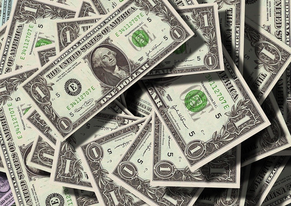 Dólares| Foto: Pixabay