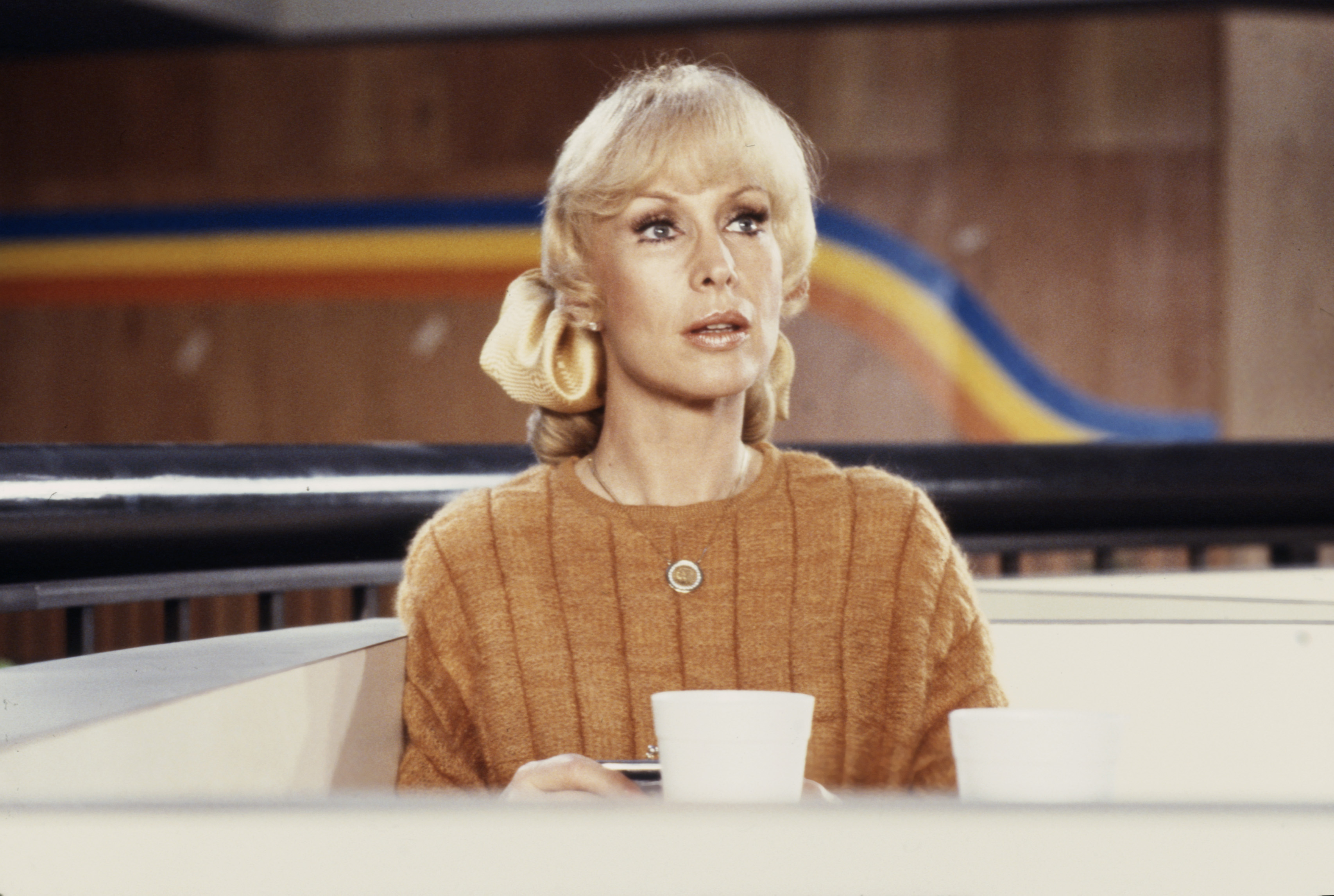 Barbara Eden aparece en el telefilme de ABC "The Girls in the Office" en 1979. | Fuente: Getty Images