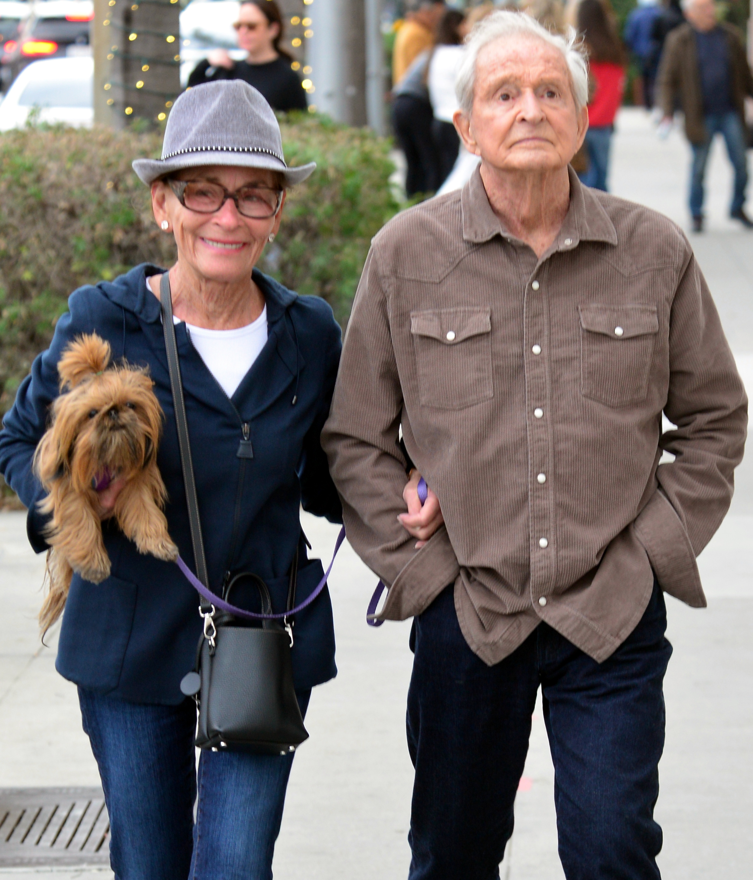 Judy Sheindlin y Jerry Sheindlin el 17 de diciembre de 2022 en Beverly Hills, California. | Fuente: Getty Images