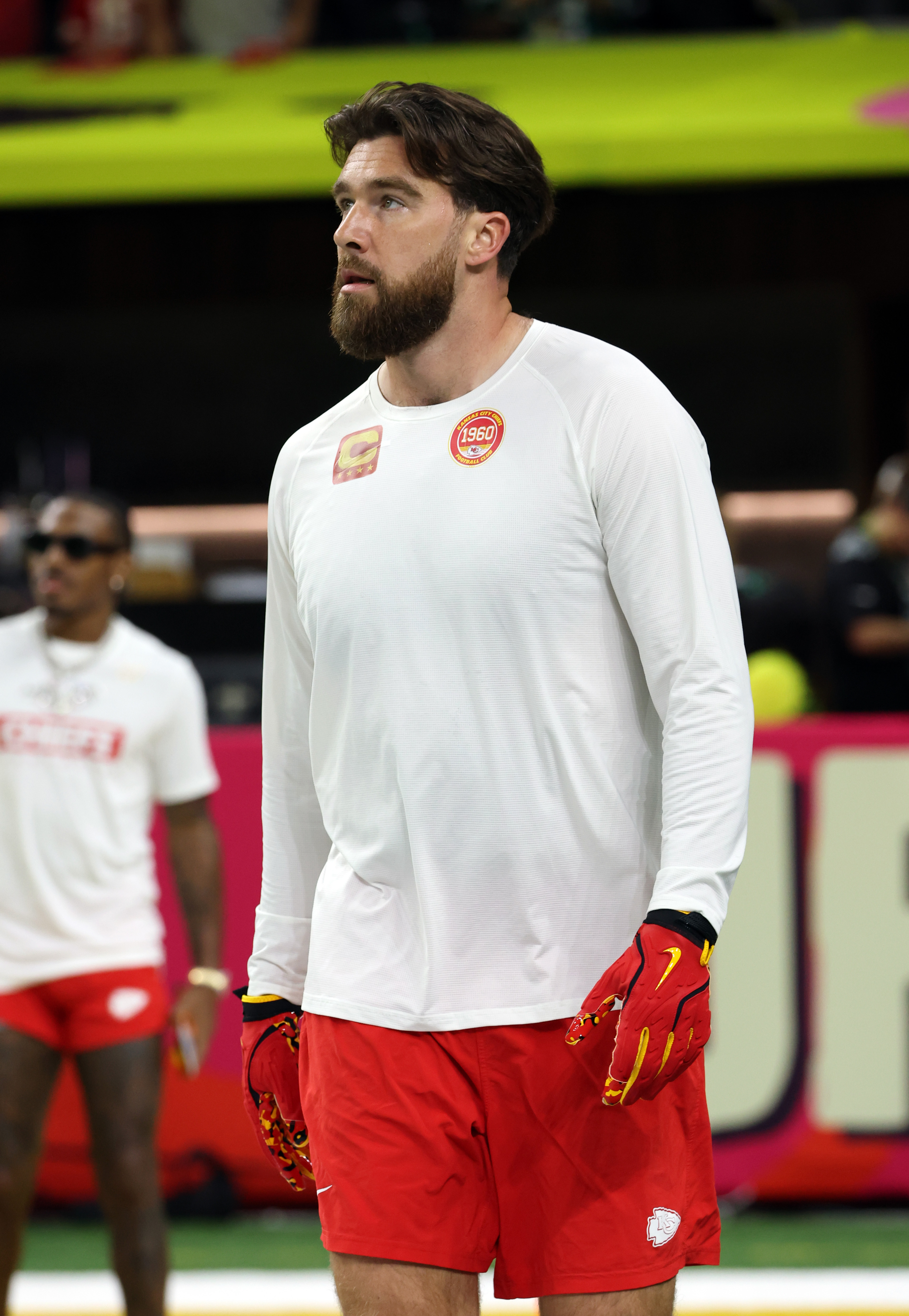 Travis Kelce practica durante el partido previo a el Super Bowl LIX en el Caesars Superdome de Nueva Orleans, Luisiana, el 9 de febrero de 2025 | Fuente: Getty Images