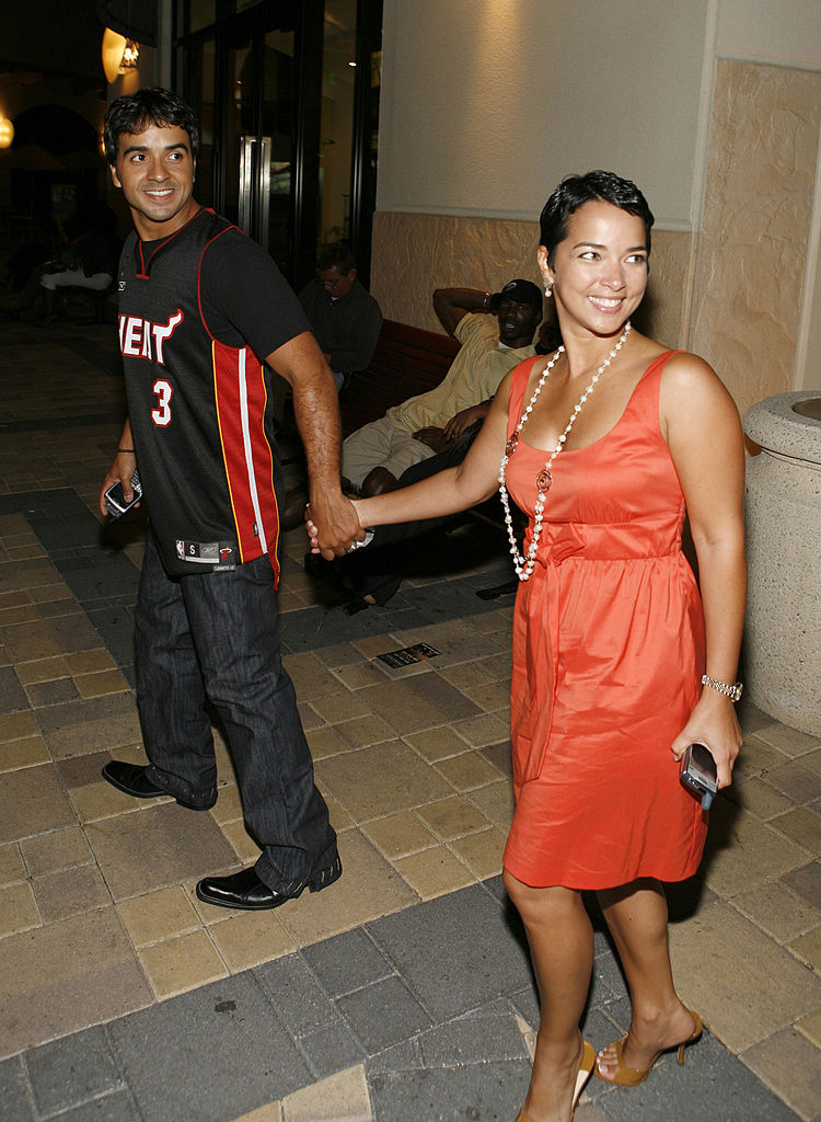 Adamari López y Luis Fonsi en junio de 2006. | Foto: Getty Images