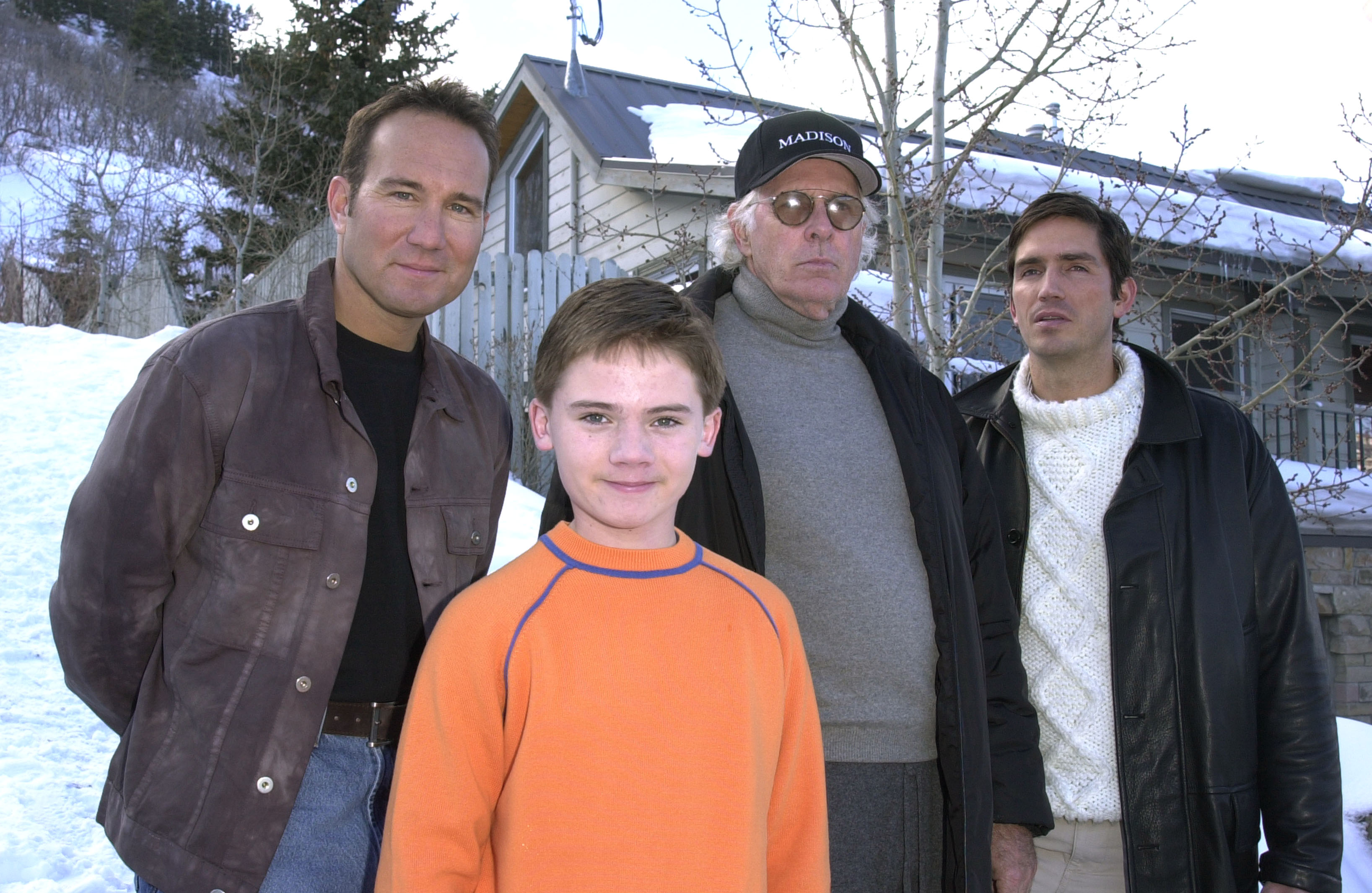 William Bindley, Jake Lloyd, Bruce Dern y Jim Caviezel durante Sundance 2001 en Park City, Utah, Estados Unidos. | Foto: Getty Images
