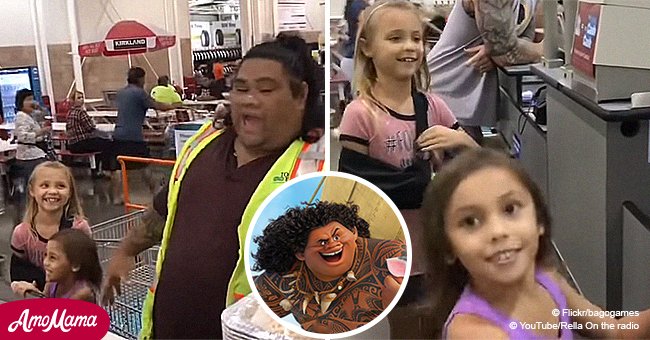 Precioso momento en que cajero del supermercado interpreta a personaje de 'Moana' para unas niñas