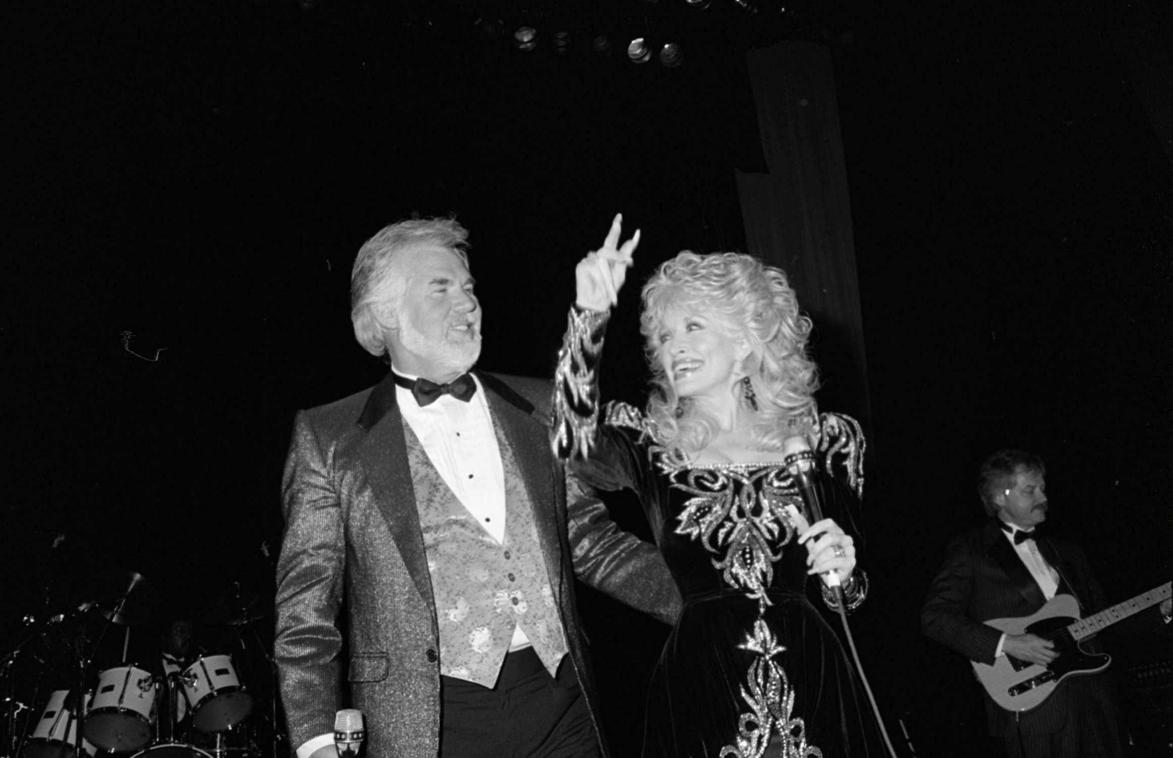  ESTADOS UNIDOS - 1 DE ABRIL: Dolly Parton y Kenny Rogers. I Foto: Getty Images