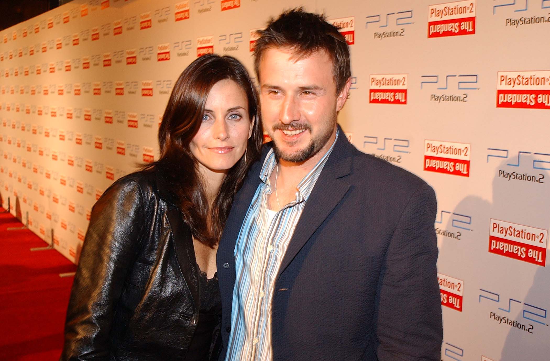 Courteney Cox y David Arquette estuvieron casados durante más de una década, y el segundo nombre de su hija Coco, Riley, se inspiró en el apellido de soltera de Courteney, que forma parte de la herencia familiar de los Cox. | Fuente: Getty Images