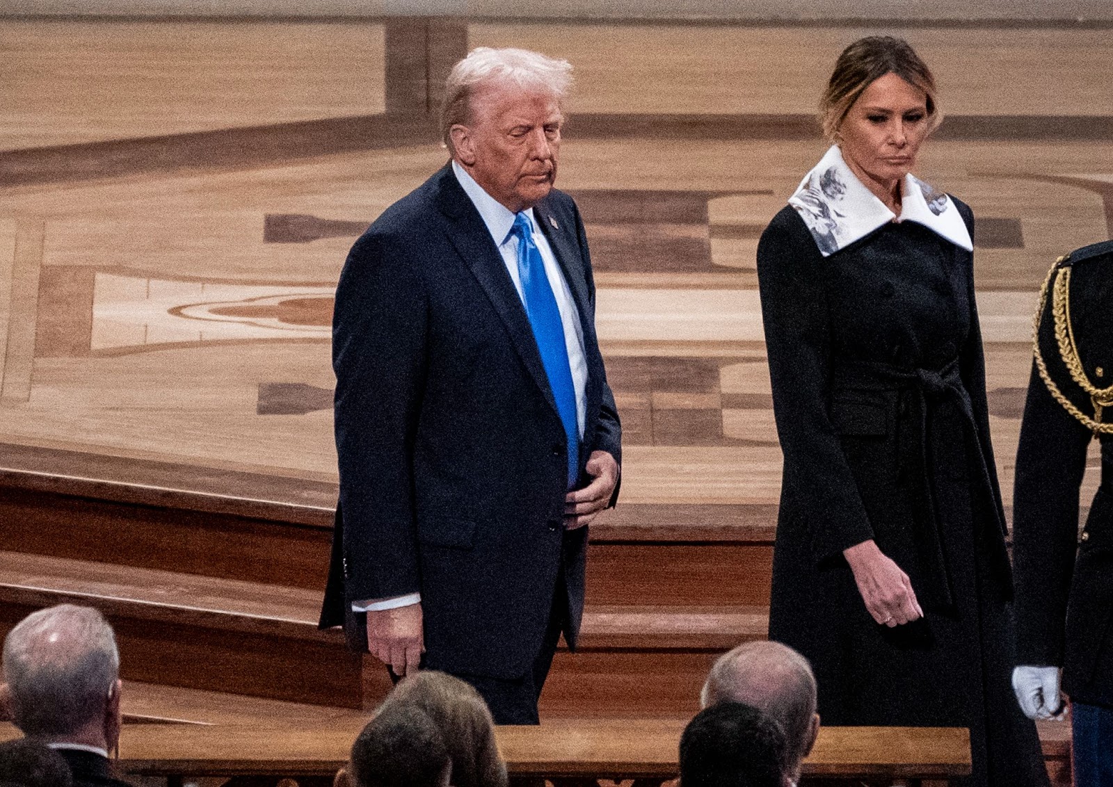 El presidente electo de EE.UU. Donald Trump y Melania Trump en el funeral del ex presidente de EE.UU. Jimmy Carter el 9 de enero de 2025, en Washington, D.C. | Fuente: Getty Images