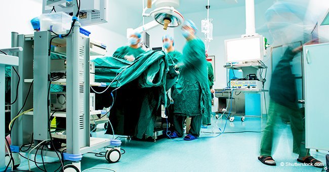 Médicos en quirófano. | Foto: Shutterstock
