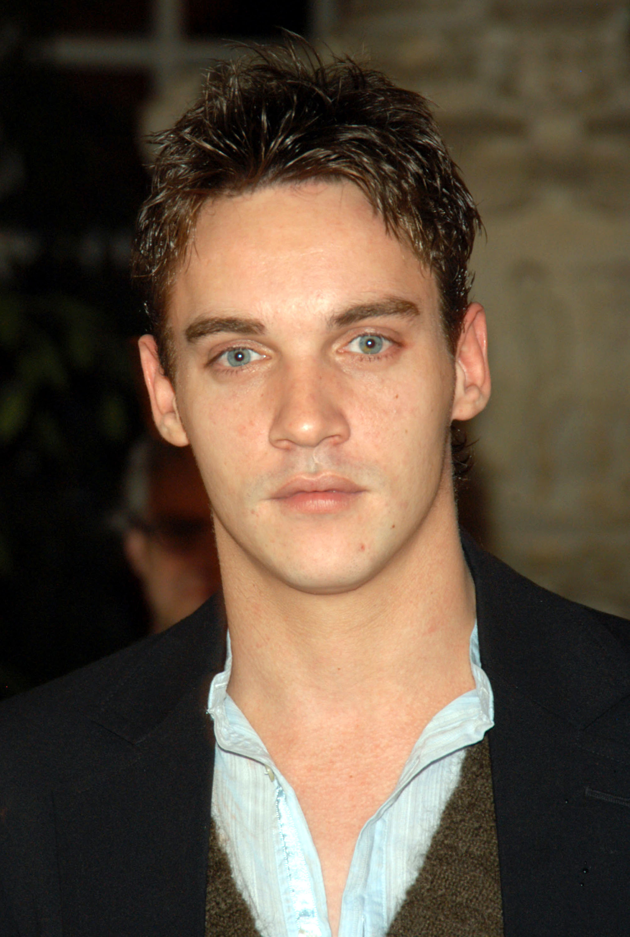 El actor fotografiado en la "Women To Women: Positively Speaking Party" el 2 de diciembre de 2004 | Fuente: Getty Images