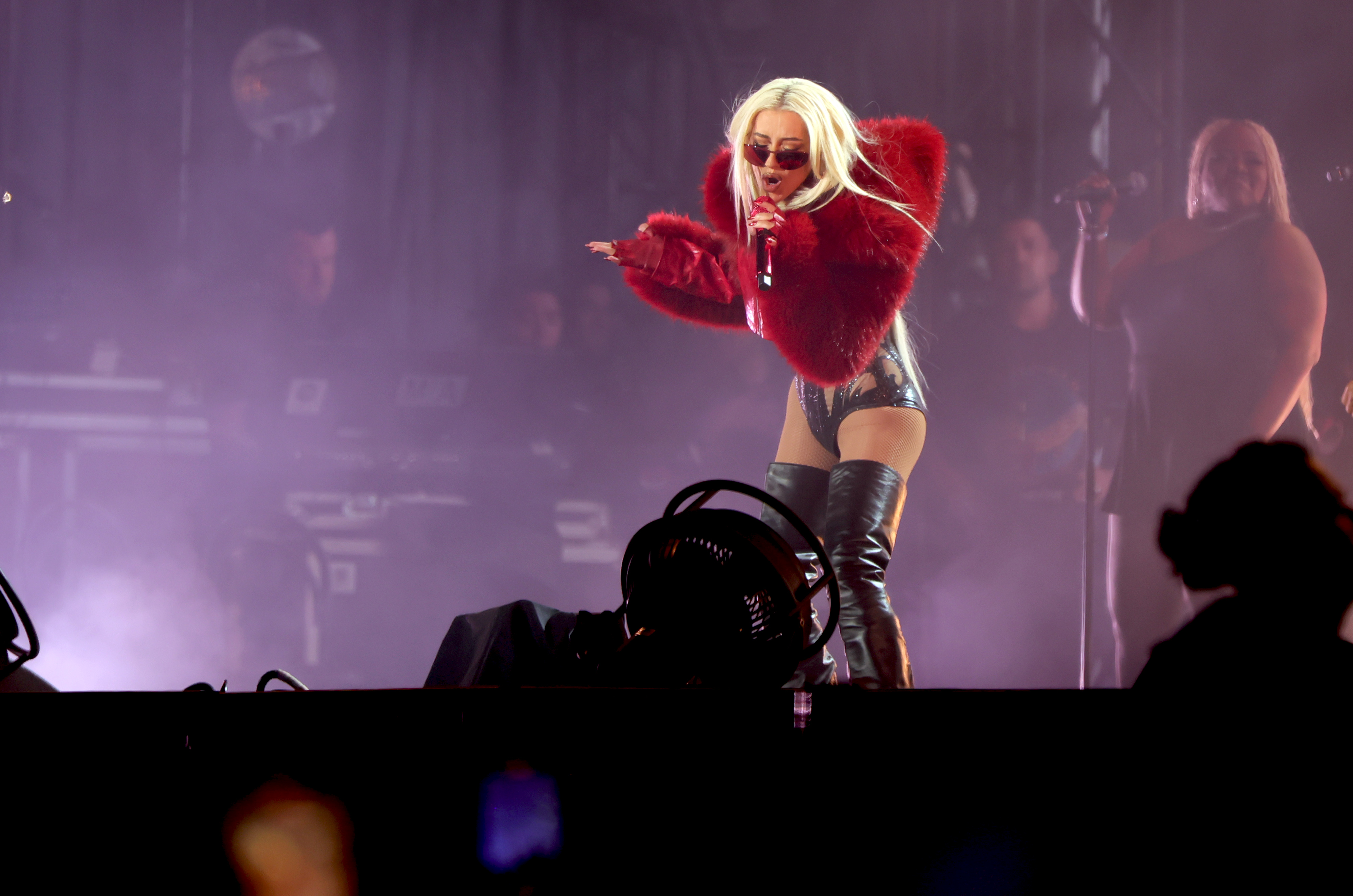 Christina Aguilera actúa durante el segundo día del festival Emblema 2024 en el Autódromo Hermanos Rodríguez de Ciudad de México, México, el 18 de mayo de 2024 | Fuente: Getty Images