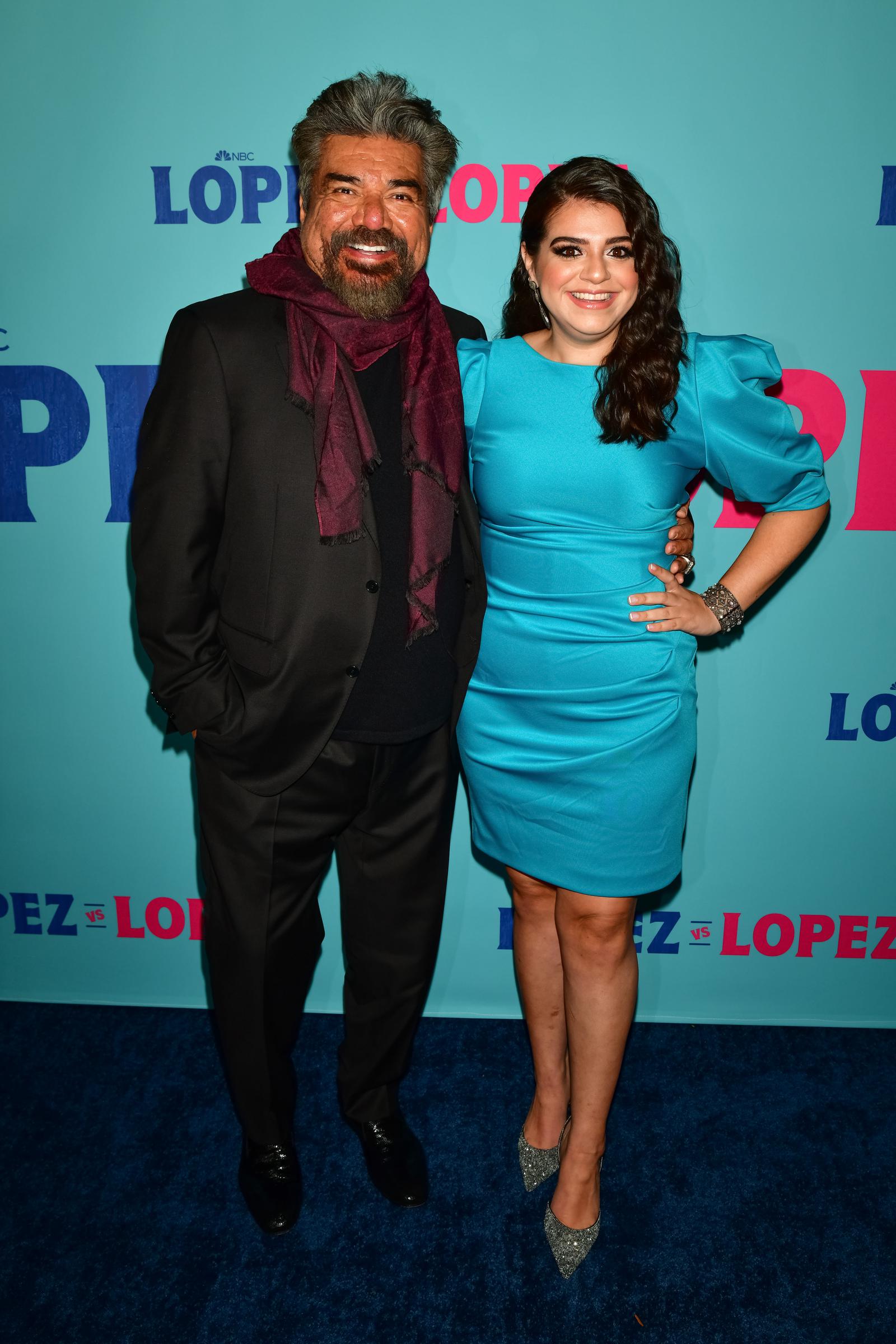 George y Mayan López en el estreno de "López vs. López", 2022 | Fuente: Getty Images