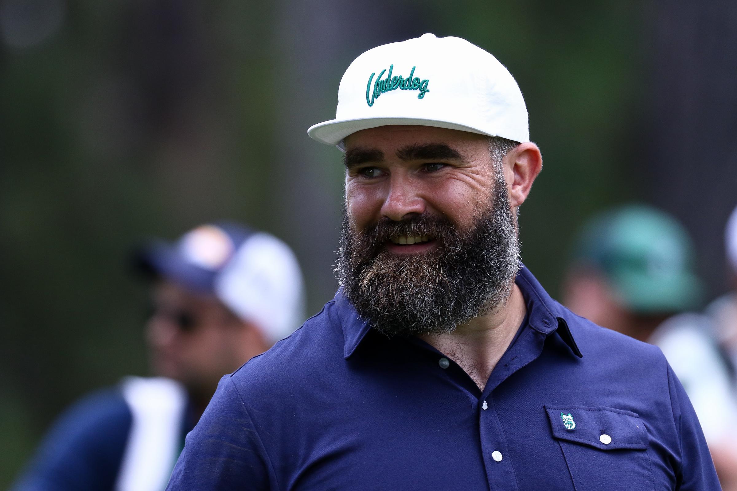 Jason Kelce en el Campeonato American Century 2024 en el campo de golf Edgewood Tahoe el 13 de julio de 2024, en Stateline, Nevada. | Fuente: Getty Images