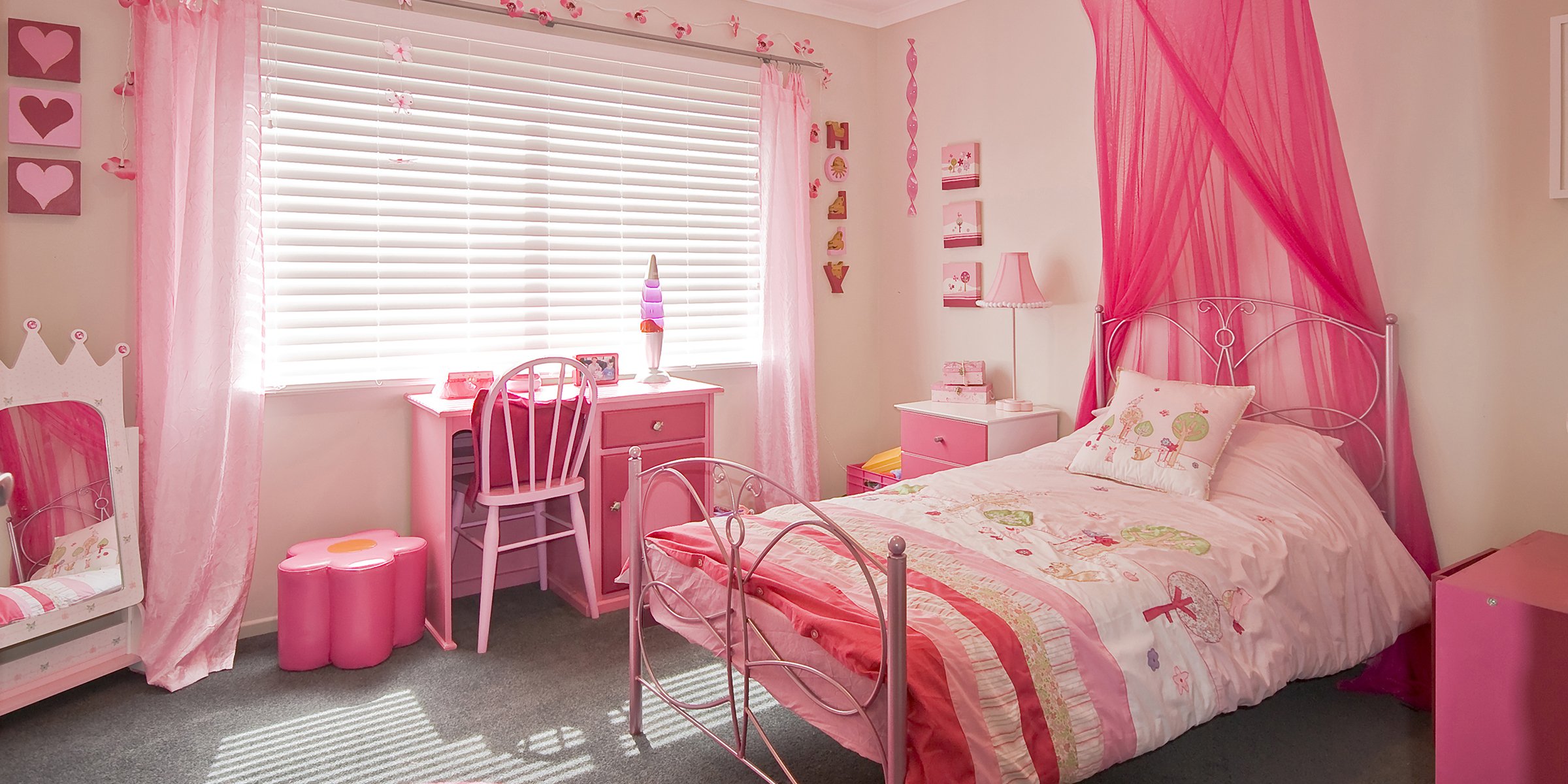 Un precioso dormitorio rosa. | Fuente: Shutterstock