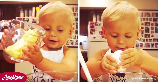 El video más dulce de un niño de 2 años que hornea un pastel se hace viral en las redes