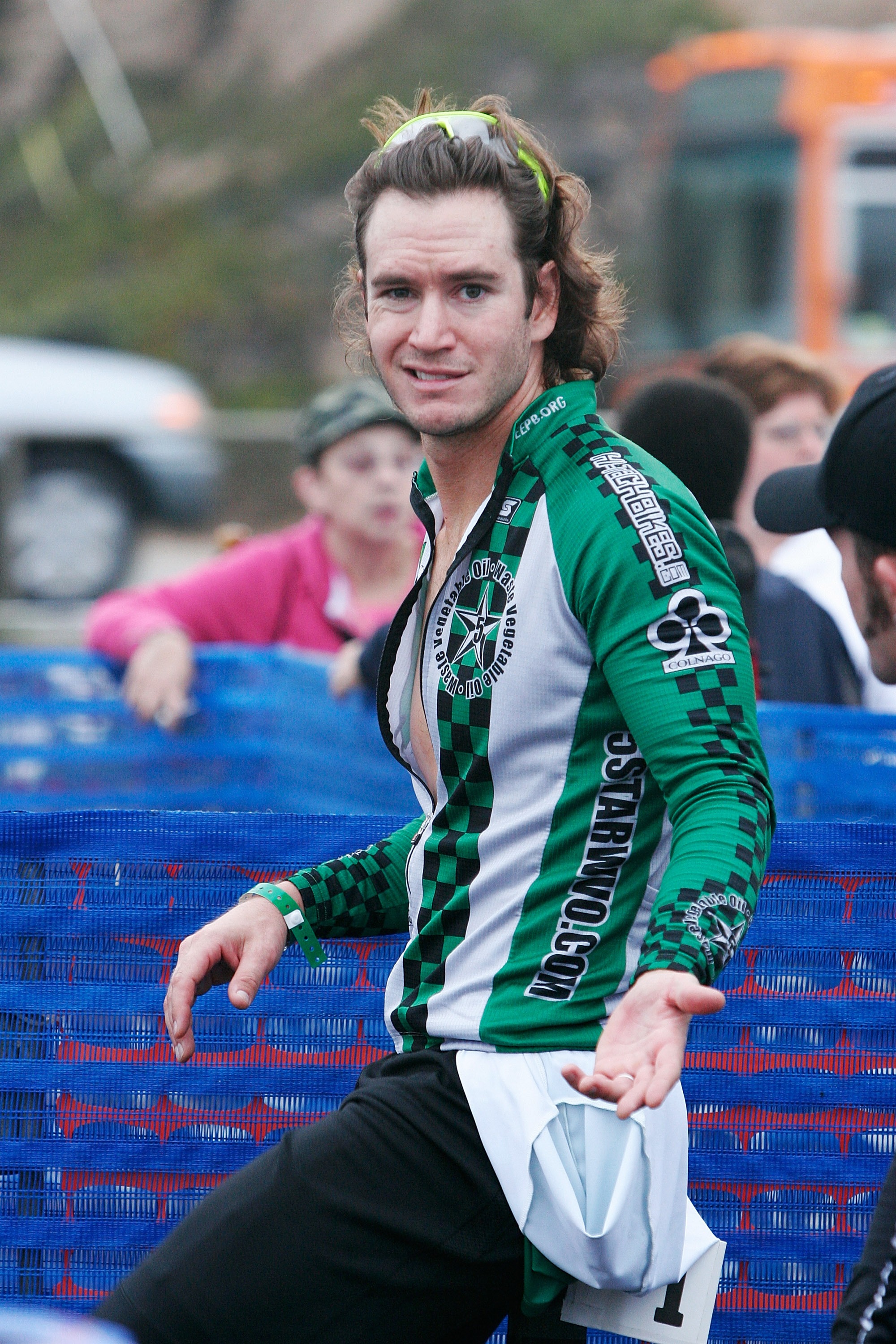 El actor compite en el Triatlón Nautica Malibu el 14 de septiembre de 2008 | Fuente: Getty Images