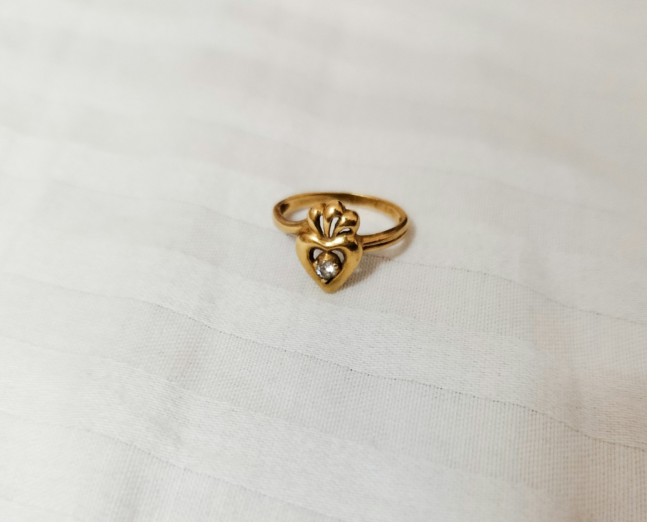 Un anillo de oro | Fuente: Unsplash