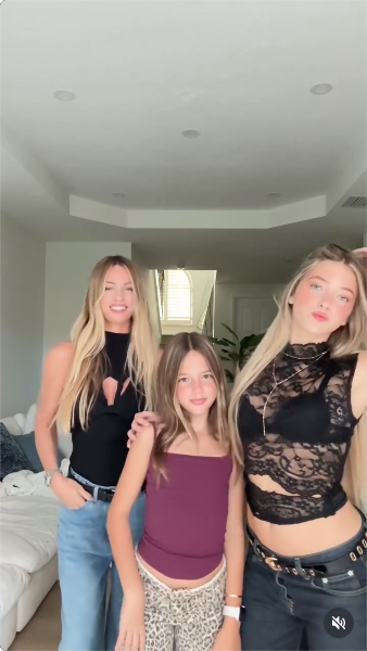 Rocío Guirao Díaz junto a sus hijas Aitana Paladini y Roma Paladini | Fuente: Instagram/ rocioguiraodiaz
