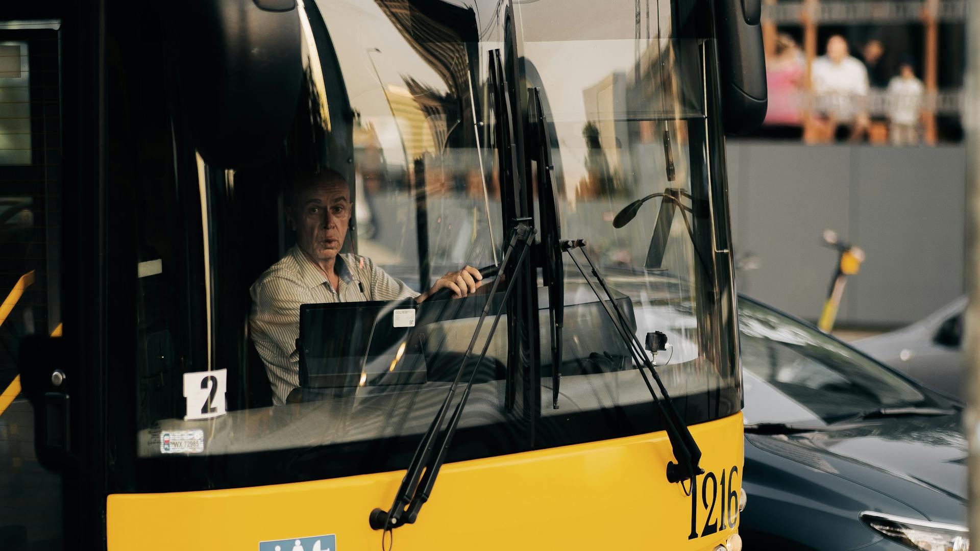 Un conductor de autobús | Fuente: Pexels