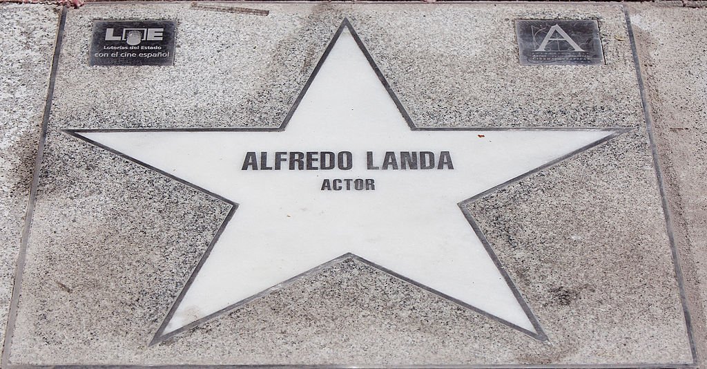 La estrella de Alfredo Landa en el Paseo de la Fama el 27 de junio de 2011 en Madrid, España. | Foto: Getty Images