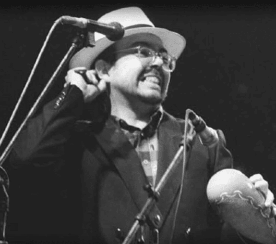 Javier Patricio Pérez, mejor conocido como Gato Pérez, reconocido músico de la época de los años 70. | Imagen: YouTube/ProduccionesCinico