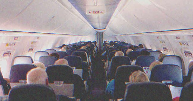 Avión lleno de pasajeros | Foto: Shutterstock