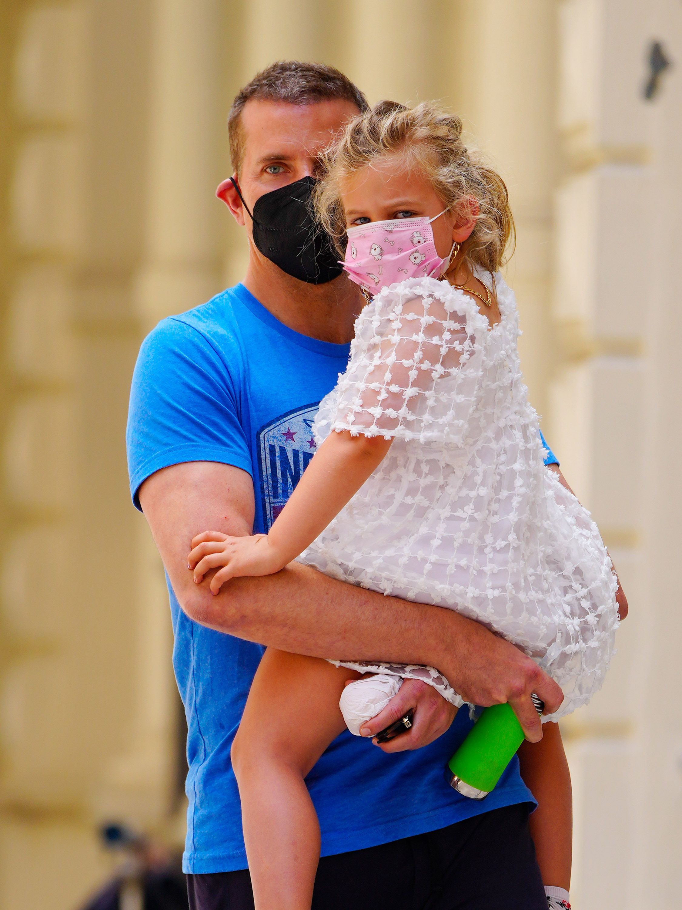 Bradley Cooper y Lea Cooper vistos el 8 de junio de 2021, en Nueva York. | Foto: Getty Images