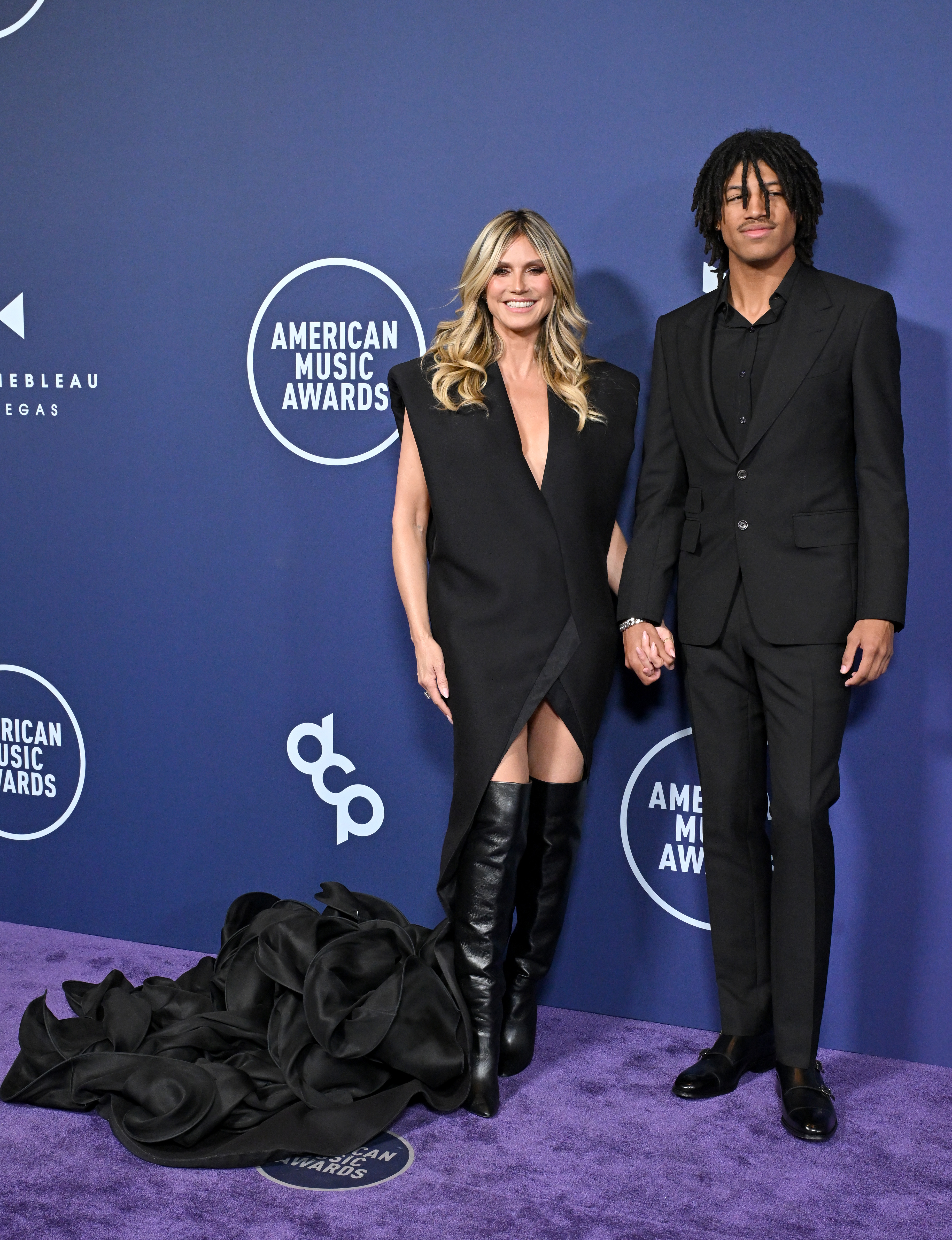 Heidi Klum y Henry Samuel fotografiados en la 51 edición de los American Music Awards el 26 de mayo de 2025, en Las Vegas, Nevada. | Fuente: Getty Images