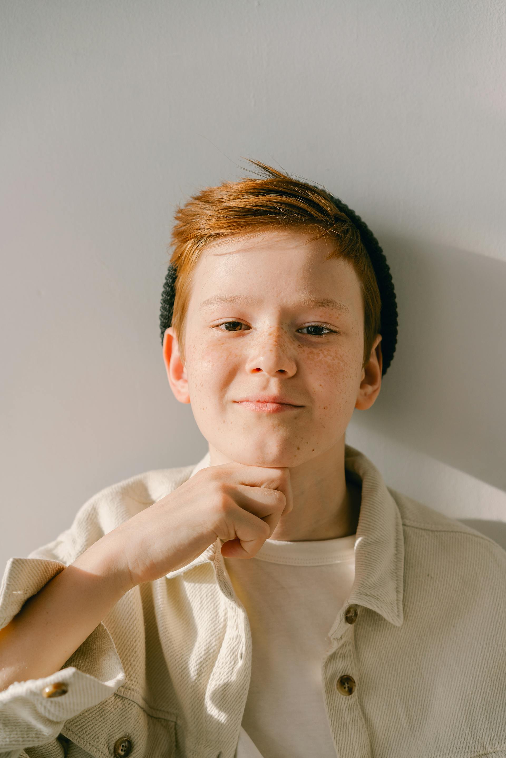 Un ragazzo che sorride | Fonte: Pexels