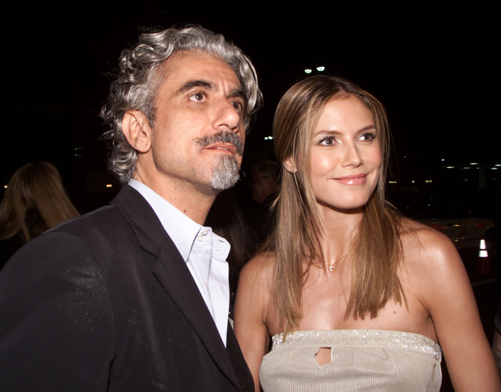 Heidi Klum y Ric Pipino en el estreno de 'The 6th Day' en el National Theater de Los Ángeles | Fuente: Getty Images