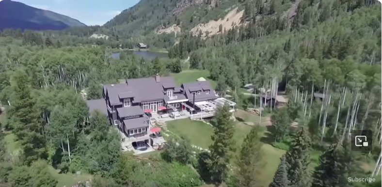 El rancho de Kevin Costner en un vídeo del 22 de enero de 2019 | Fuente: Youtube.com/@CNBCMakeIt