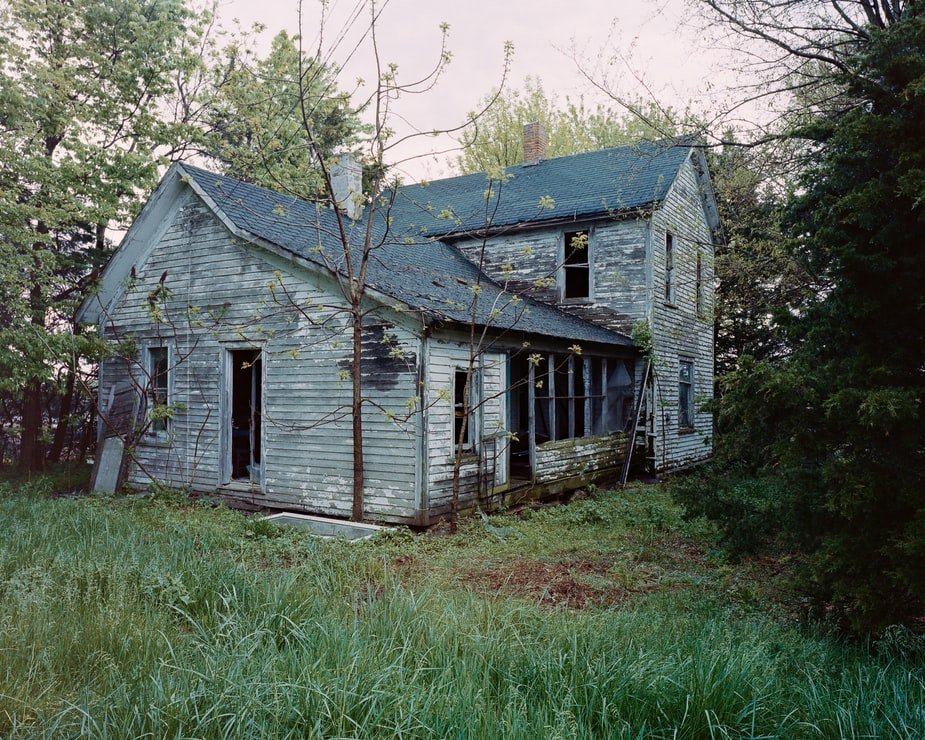 Una casa descuidada. | Foto: Unsplash