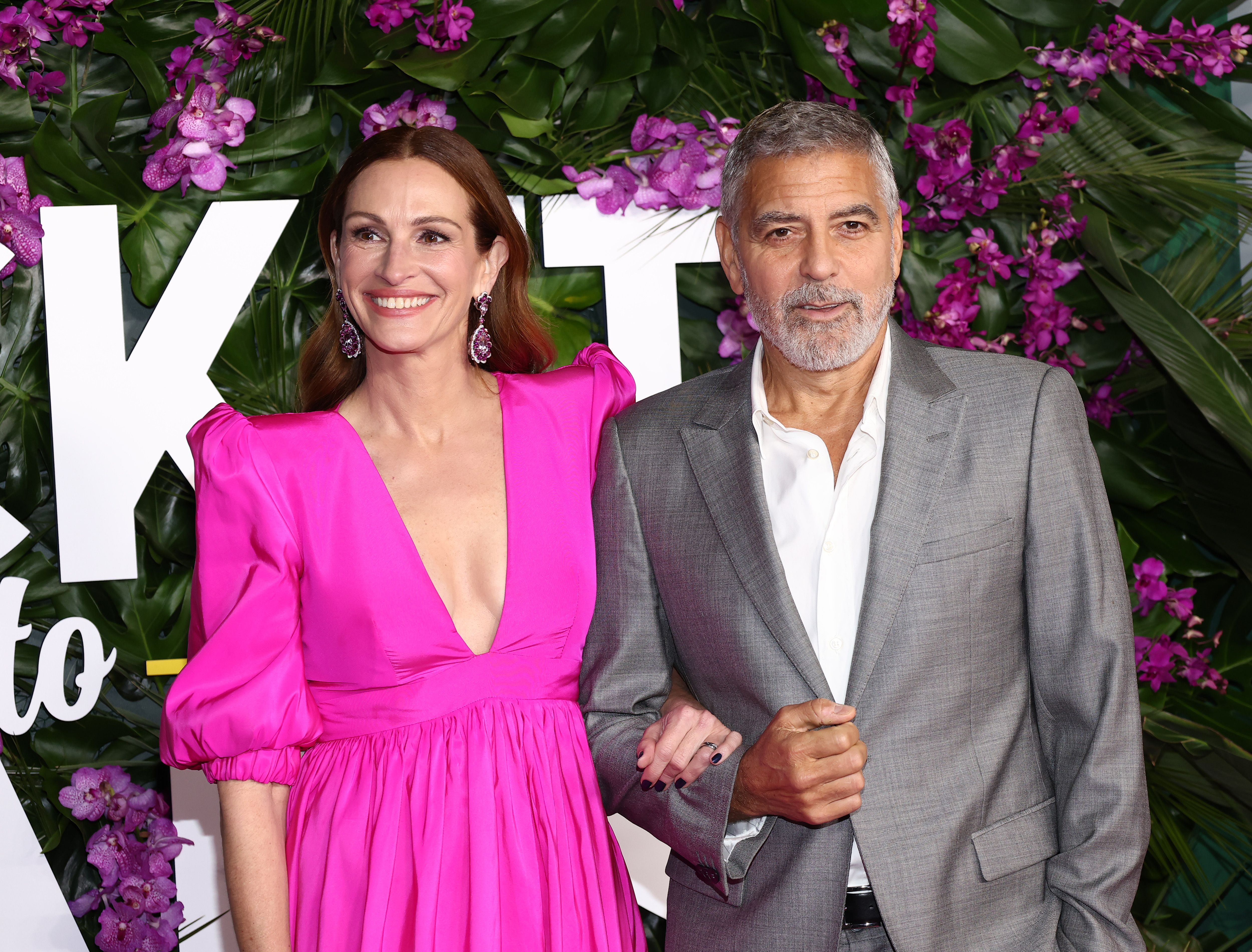 Julia Roberts y George Clooney en el estreno de "Ticket To Paradise" Los Ángeles en 2022 | Fuente: Getty Images