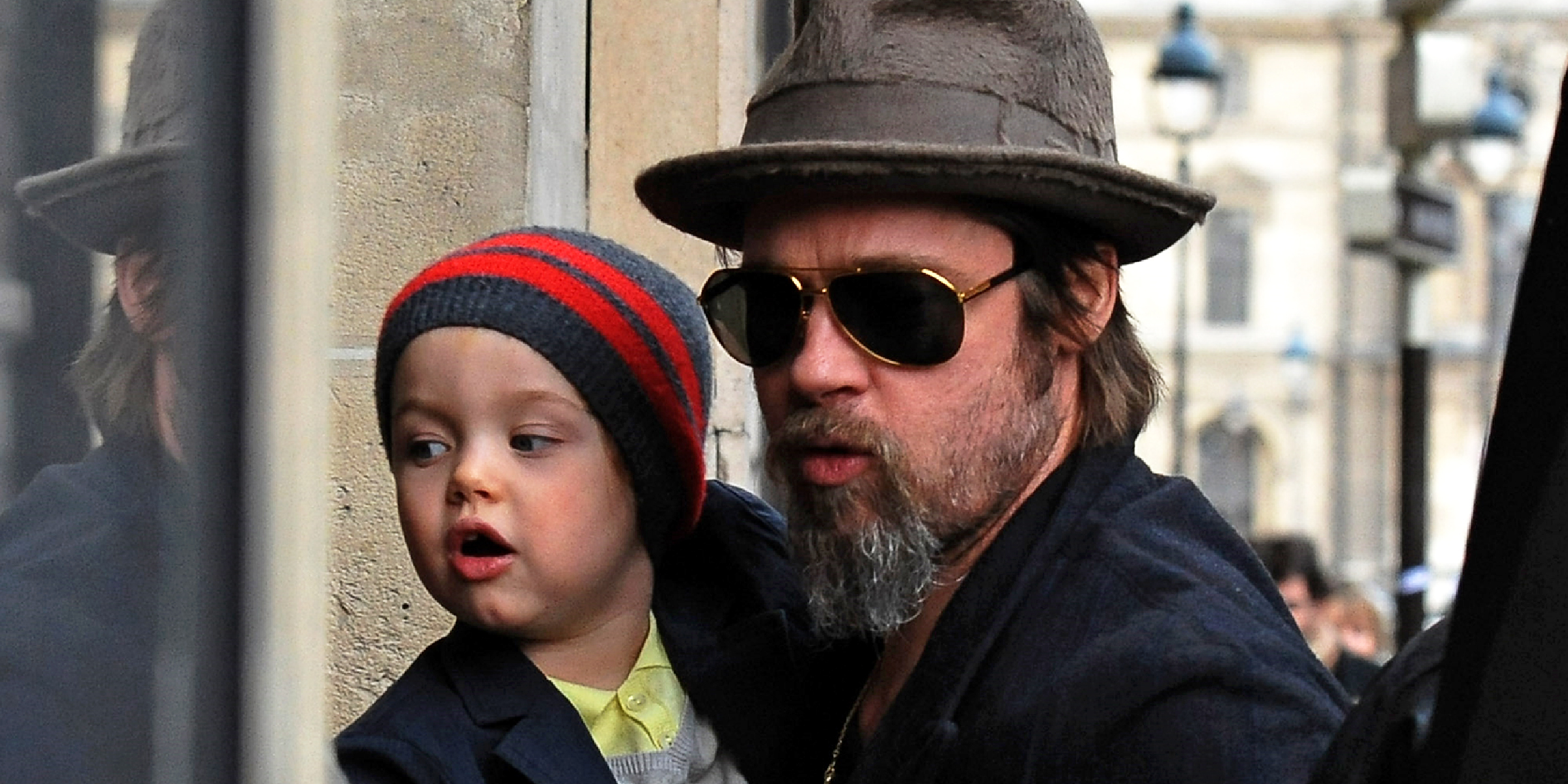 Shiloh Jolie-Pitt y Brad Pitt, 2010. | Foto: Getty Images